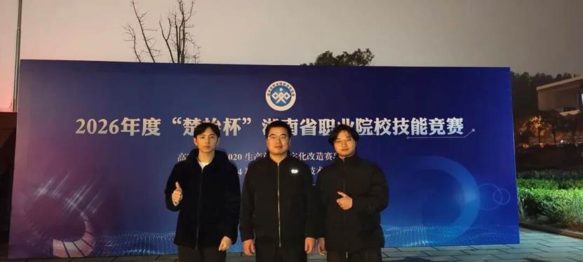 4166cd3ccf74e72c5c9211f769963cbc