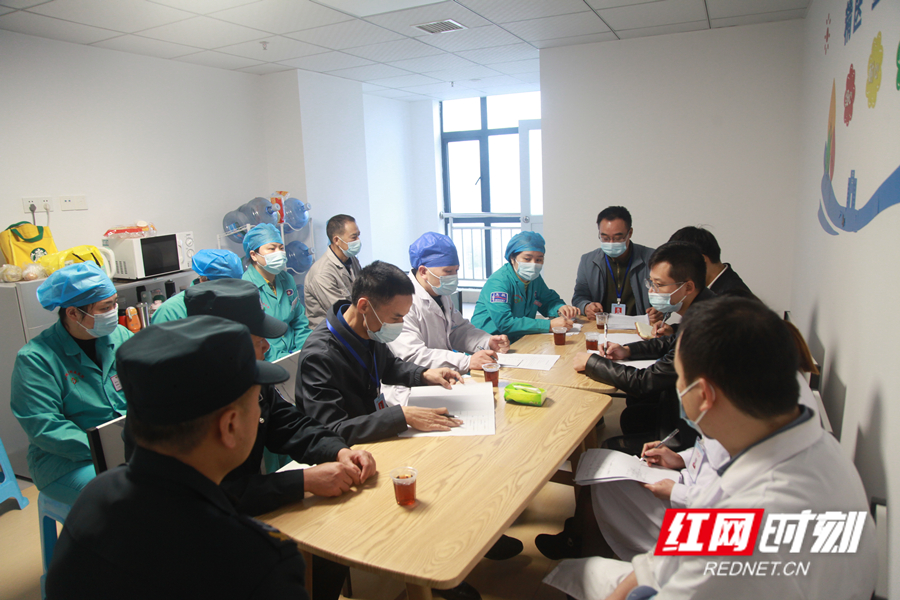 永州职院附属医院开展火灾和停电应急演练_副本.jpg 永州职院附属医院开展火灾和停电应急演练_副本.jpg