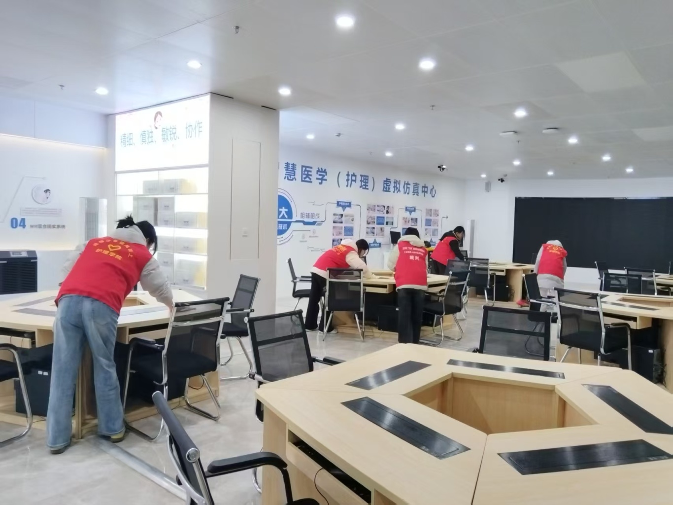 d9cf65aeb100c7355a72b4ae1004a5dd.jpg